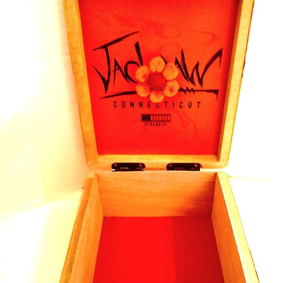 Suenos de Saundra Upcycled, EXTREMELY RARE Jack Daw Blackbird Cigar Box, Storage - Picture 10 of 11